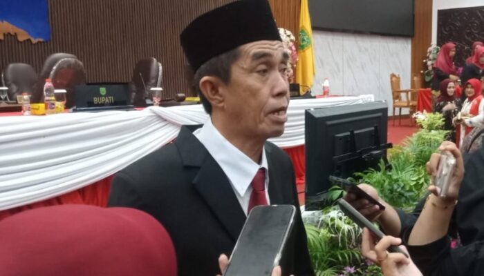 Ruang Terbuka Hijau Bukan Tempat Berjualan, DPRD: Kasih Solusi Dengan…