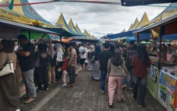 Pasar Ramadan Berau Diserbu Pengunjung, UMKM Raup Berkah di Awal Bulan Suci