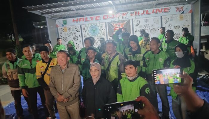 Bupati Berau Gelar “Saur on The Road”, Berbagi di Akhir Malam untuk Ojol