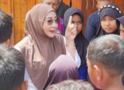 Bupati Berau Edukasi Anak-anak Tanjung Batu tentang Pentingnya Kebersihan Lingkungan