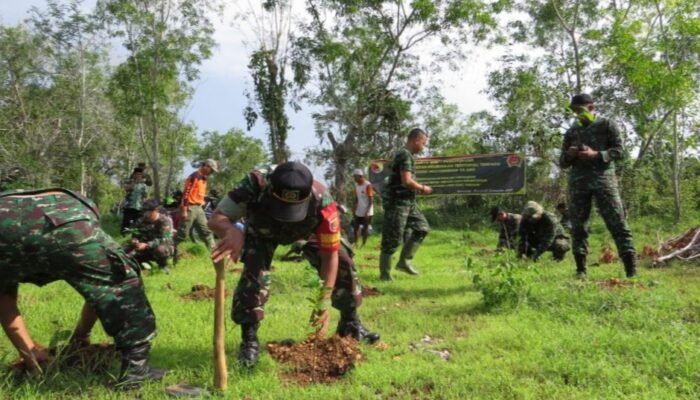 2.000 Bibit Pohon Sukses Ditanam, Dandim Tekankan Warisan Lingkungan untuk Generasi Mendatang