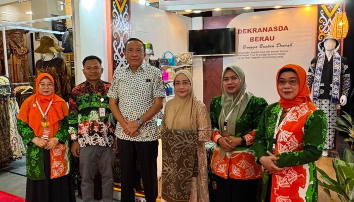 Dekranasda Berau Promosikan Batik dan Kriya Lokal di INACRAFT 2026