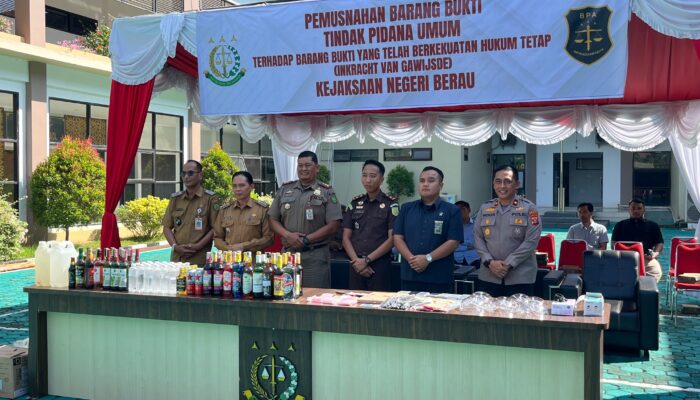Narkotika Dominasi Perkara, Kejari Berau Musnahkan Barang Bukti dari 130 Kasus