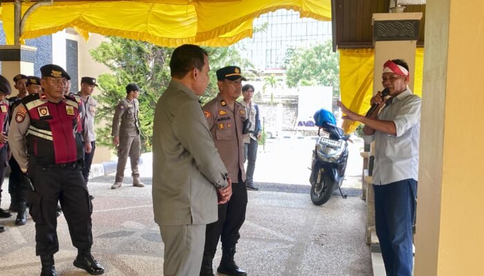 Tuntut Transparansi Dalam Pengadaan Barang dan Jasa, DPRD Siap Fasilitasi FLKS