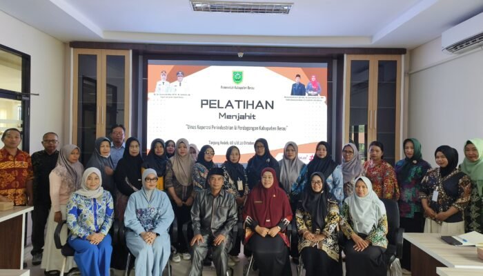 Perkuat SDM, Pelatihan Menjahit Ciptakan Skill Individu bagi Peserta
